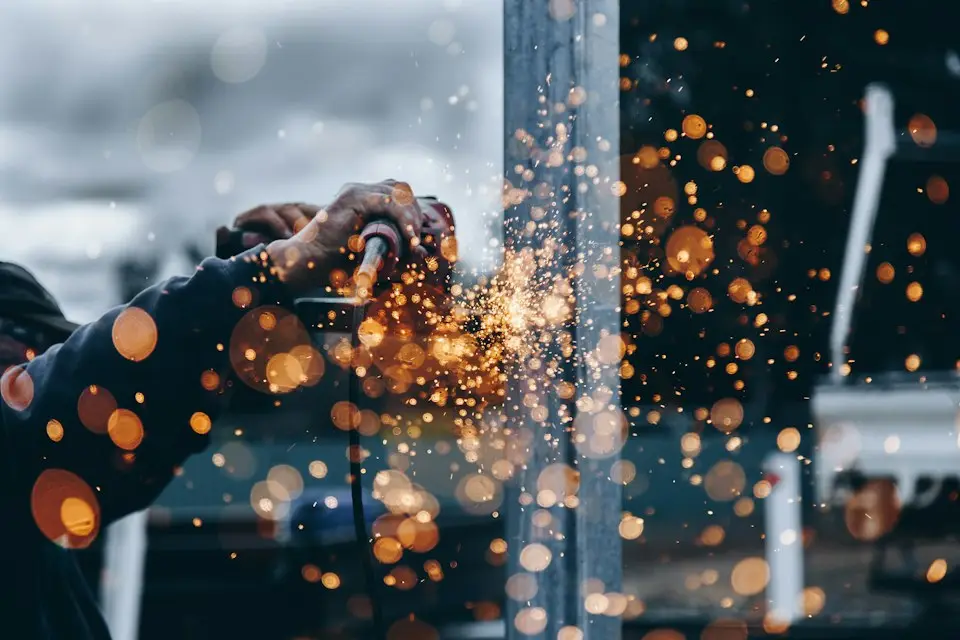 Falegnameria e lavorazione dei metalli
