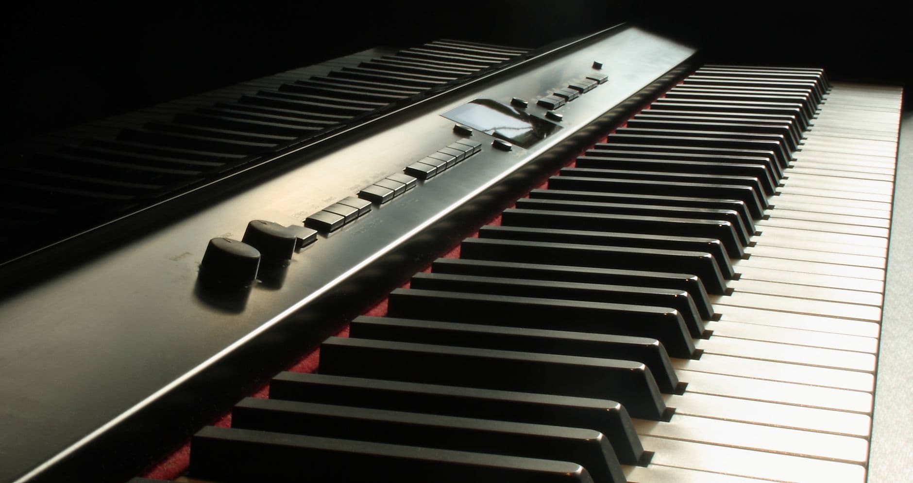 Pianoforte Digitale Yamaha P-145 - View 3