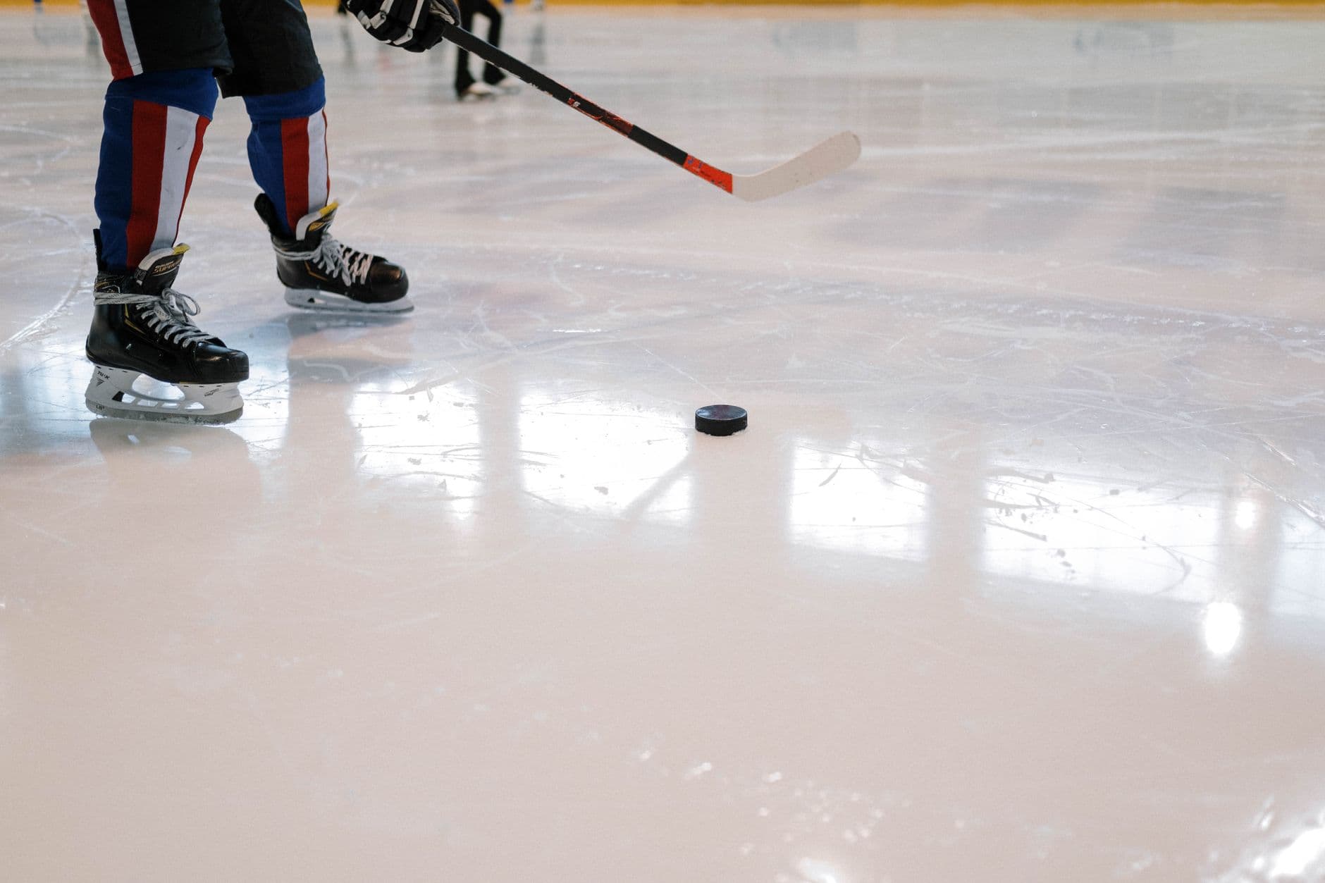 Pattini da Hockey Bauer + Bastone - View 2