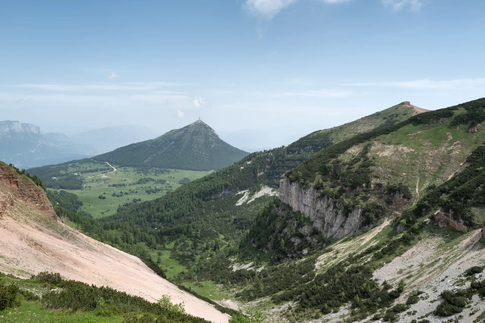 Il Palon, la cima principale del Monte Bondone