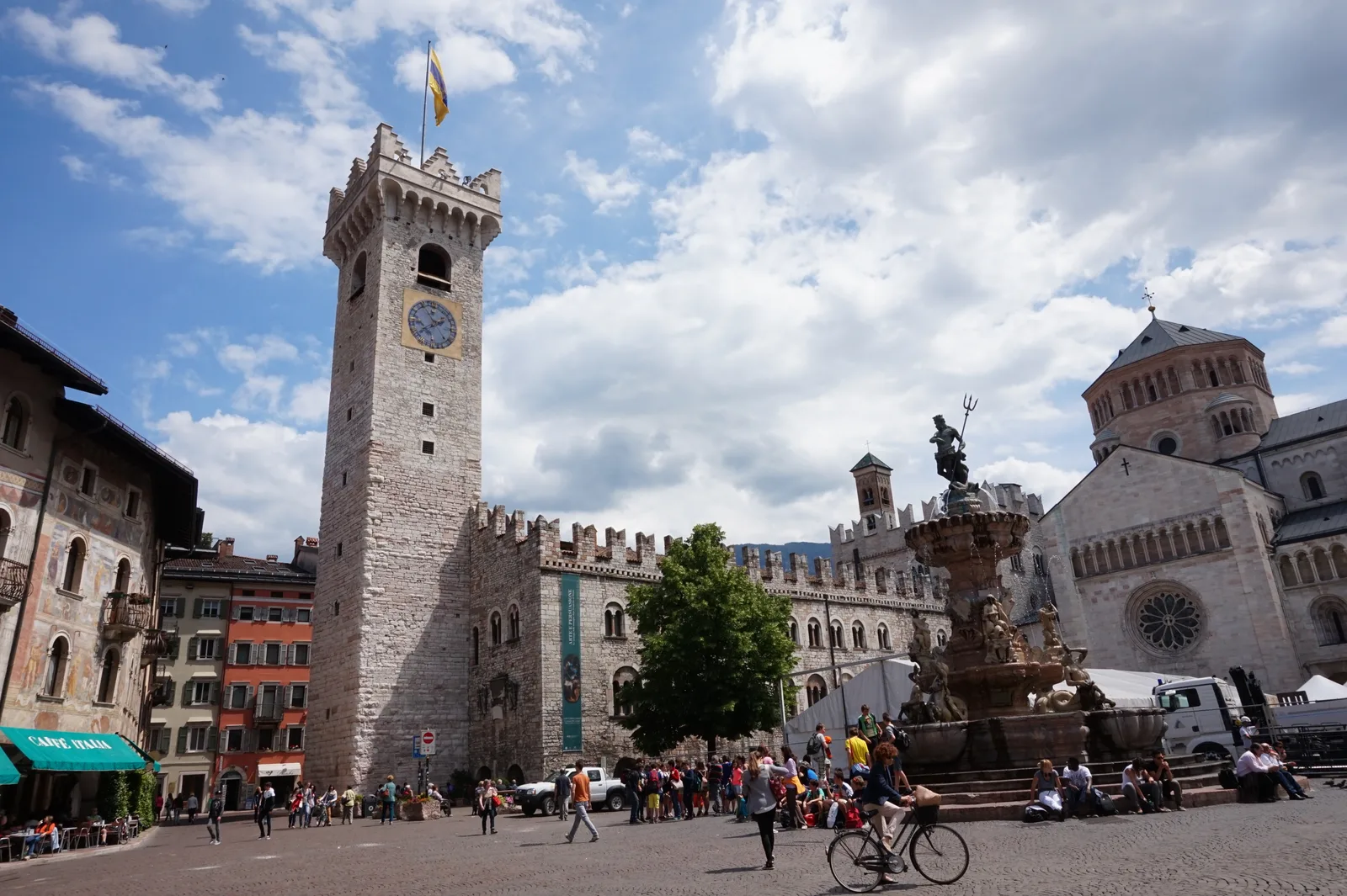 Il centro storico di Trento con i palazzi affrescati