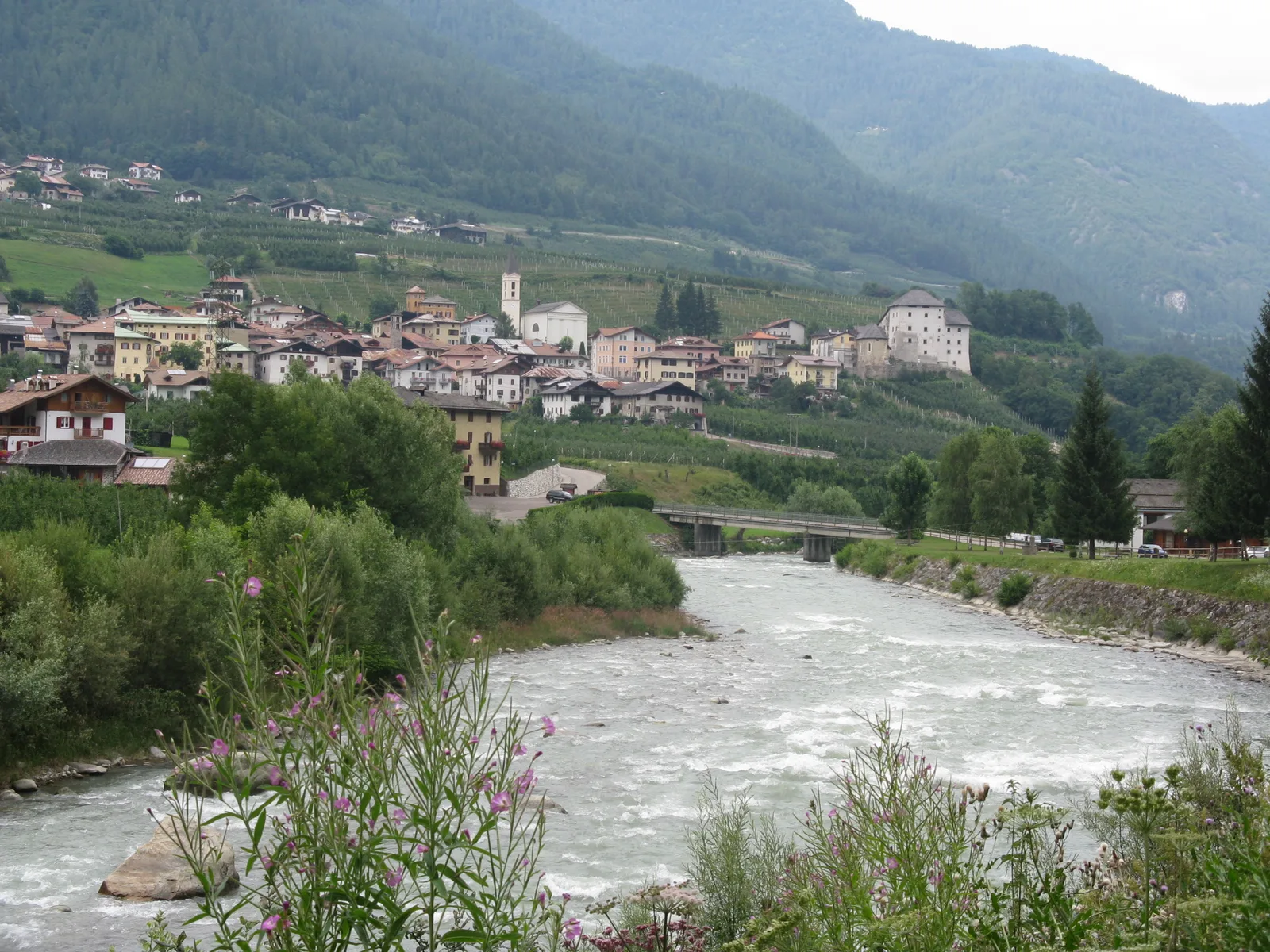 Il fiume Noce nella zona di Caldes, in Val di Sole